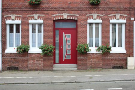 Pose d’une porte d’entrée tiercée avec imposte K-Line